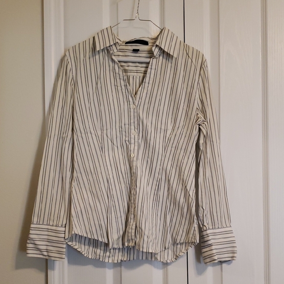 Express Tops - Express blouse size med-LG